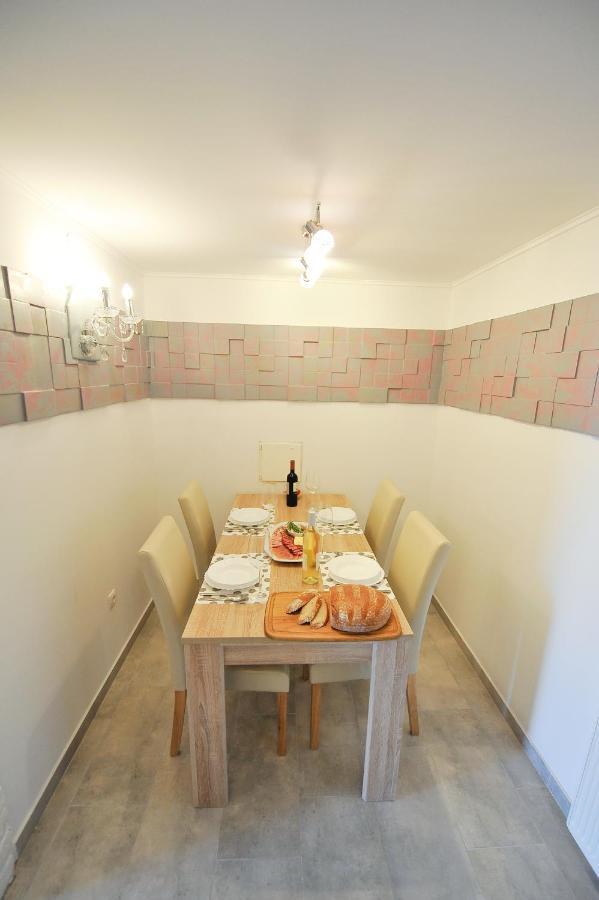 Jernej With Onsite Wellness Apartment *